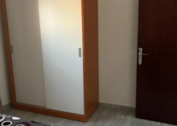 Muhammad Apartman *
